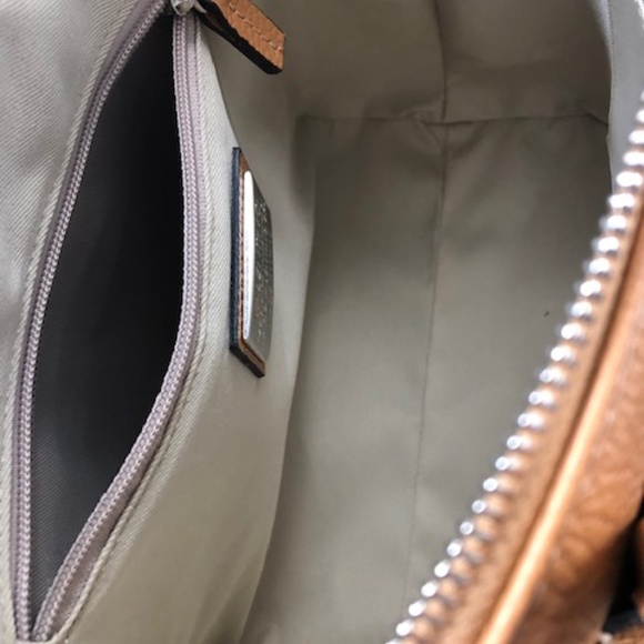 Valentino Bag - Picture 4 of 4